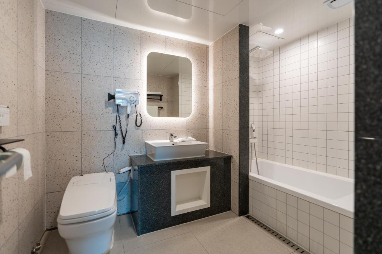 Jecheon Hound Hotel Csecshon Kültér fotó