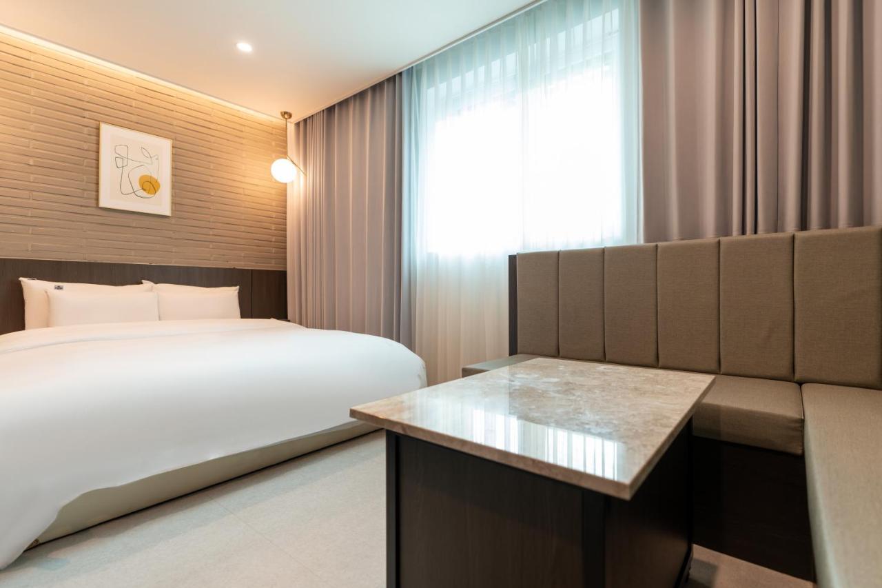 Jecheon Hound Hotel Csecshon Kültér fotó