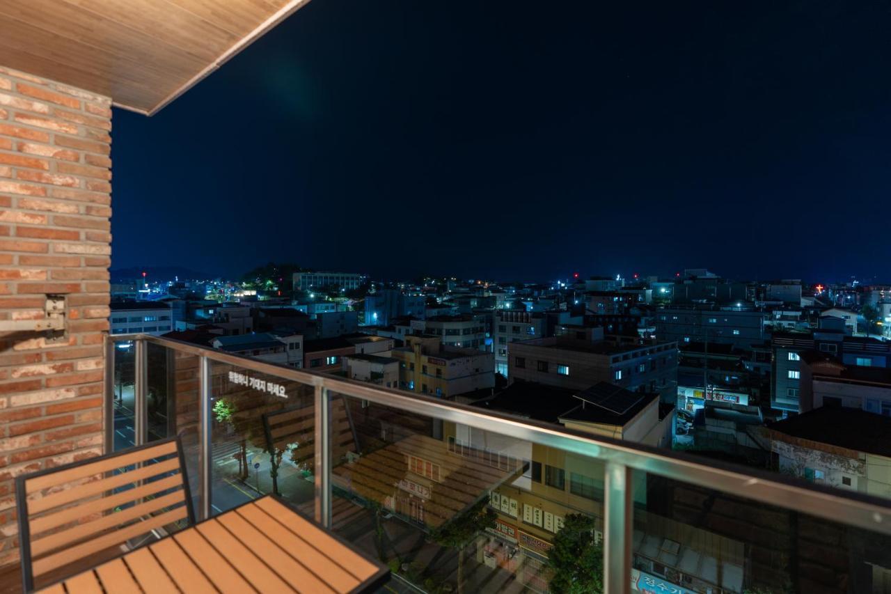 Jecheon Hound Hotel Csecshon Kültér fotó