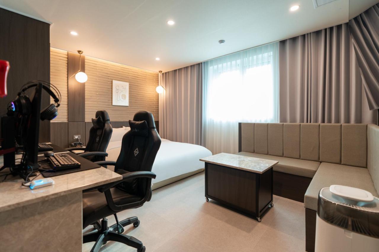Jecheon Hound Hotel Csecshon Kültér fotó