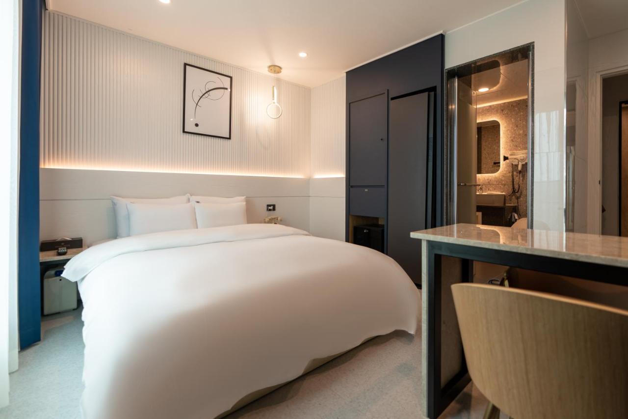 Jecheon Hound Hotel Csecshon Kültér fotó