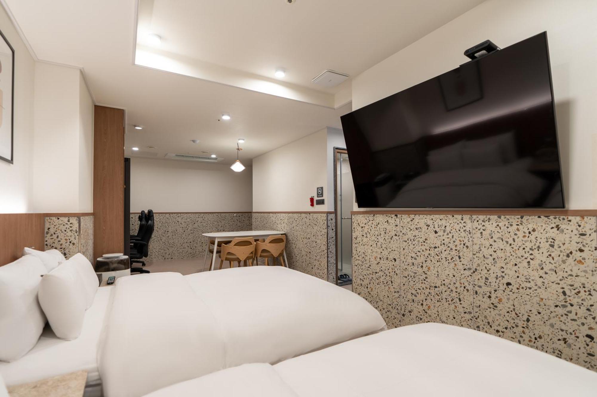 Jecheon Hound Hotel Csecshon Kültér fotó