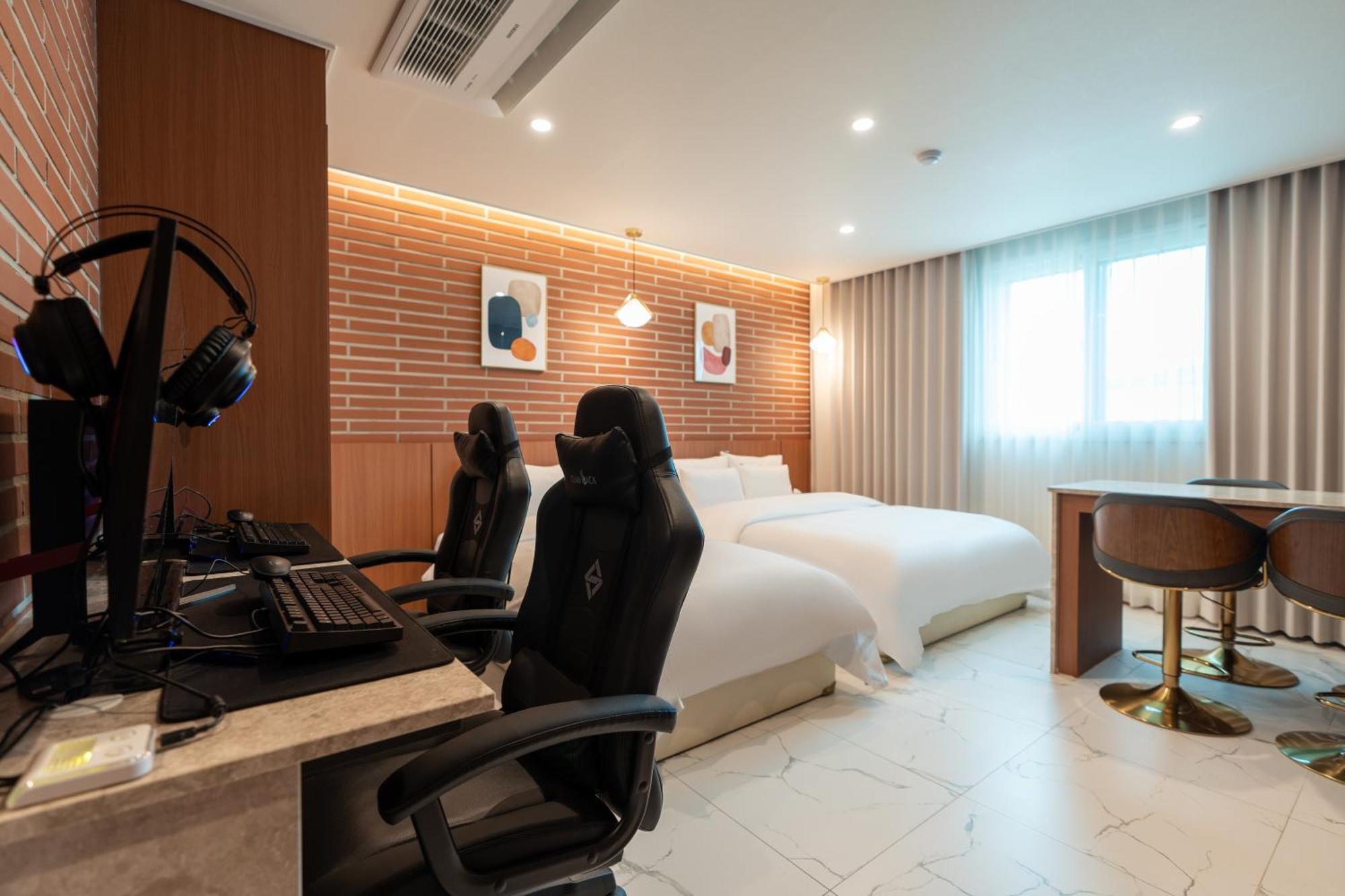 Jecheon Hound Hotel Csecshon Kültér fotó